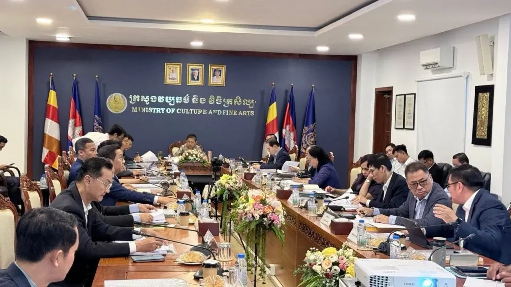 H.E. Dr. Phoeurng Sackona, Minister of Culture and Fine Arts, presided over the 5th meeting of the 6th mandate Board of Directors of the APSARA National Authority