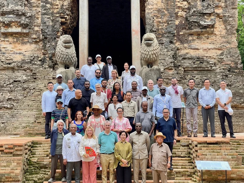 Governors and Delegations of 26 Francophone Central Banks Visit Sambor Prei Kuk Temple Resort