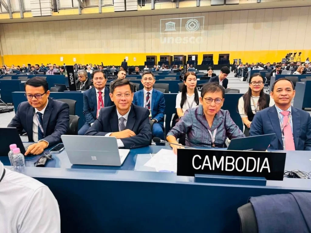 H.E. Academician Dr. Phoeurng Sackona Leads Cambodian Delegation to 48th Session of World Heritage Committee in Republic of Korea
