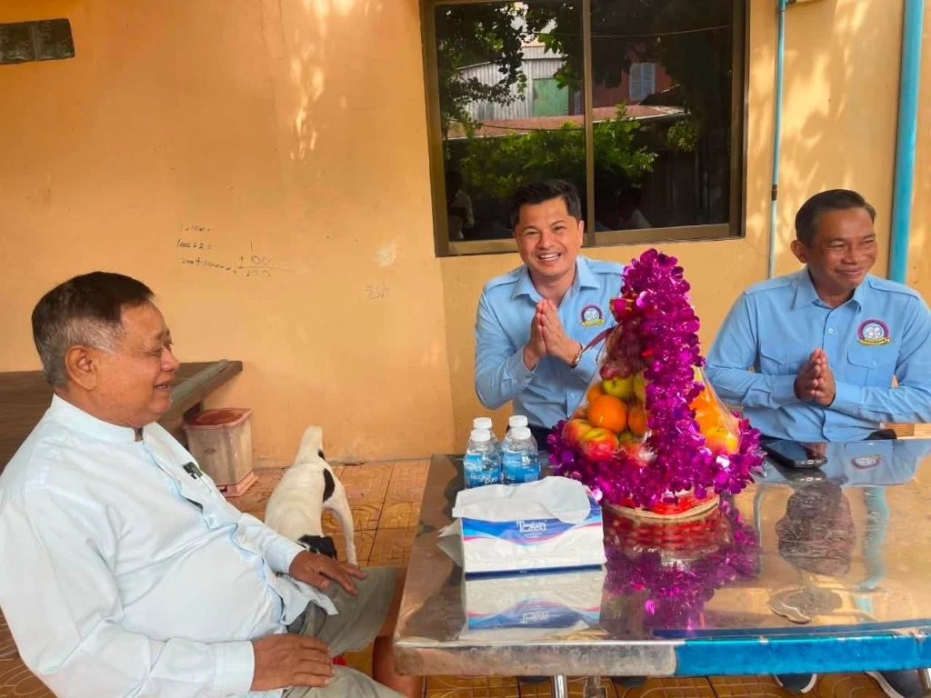 H.E. Dr. Hei Virak Visits Former Director of Kampong Cham Department of Culture and Fine Arts