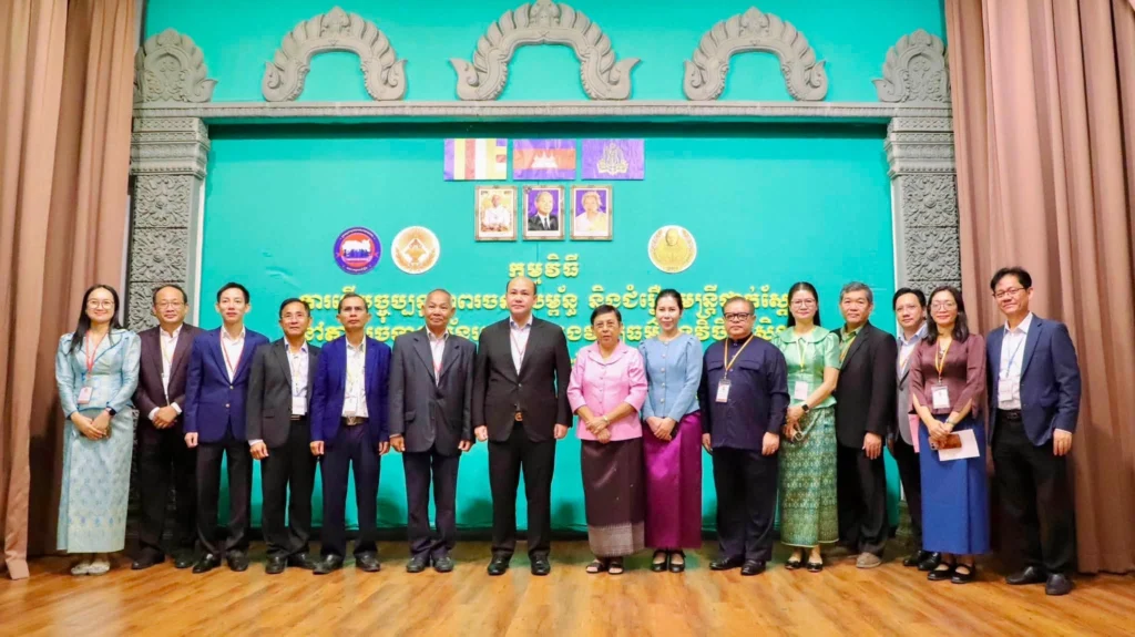 His Excellency Deputy Prime Minister Hun Many Inspects the On-Site Civil Servant Census and Biometric Data Collection Process at the Ministry of Culture and Fine Arts