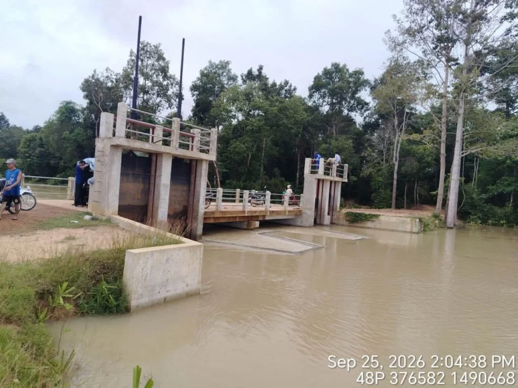 APSARA National Authority water management team is on 24-hour standby to monitor and avert rainwater flooding in the Angkor site and Siem Reap city.