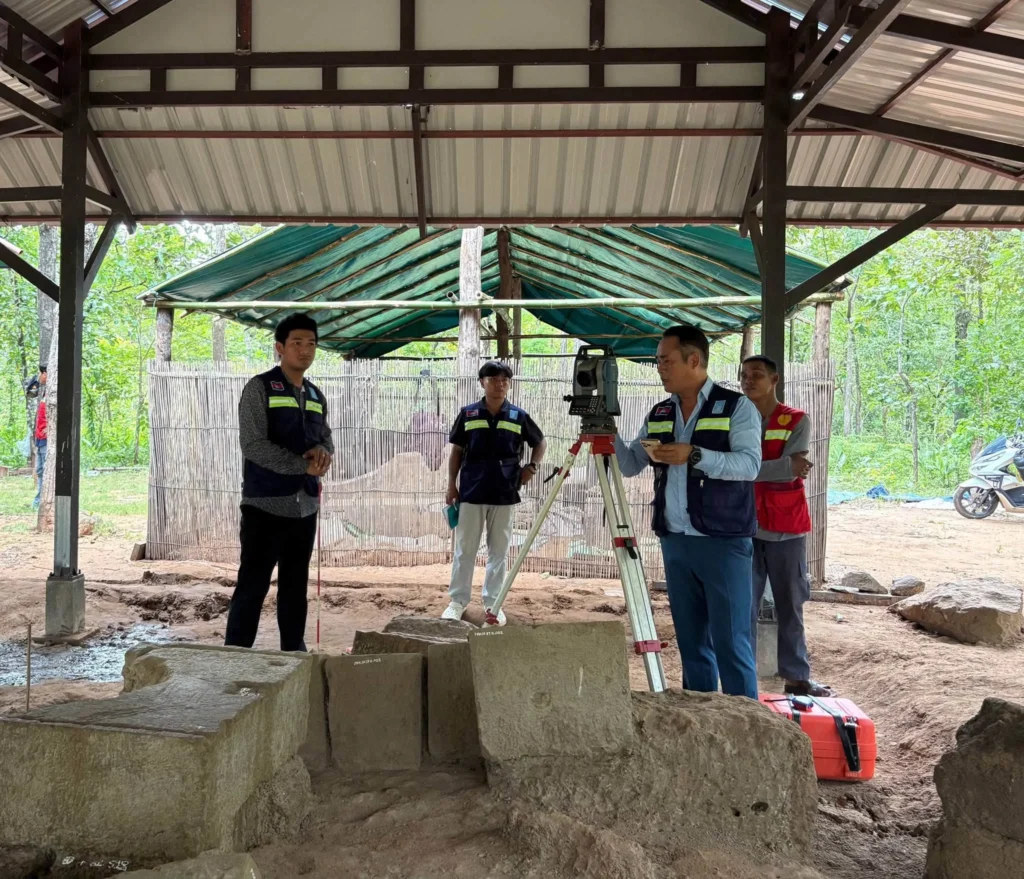 National Authority for Preah Vihear Continues Conservation and Restoration Work on Prasat Balang Tboung in the Koh Ker Resort Site