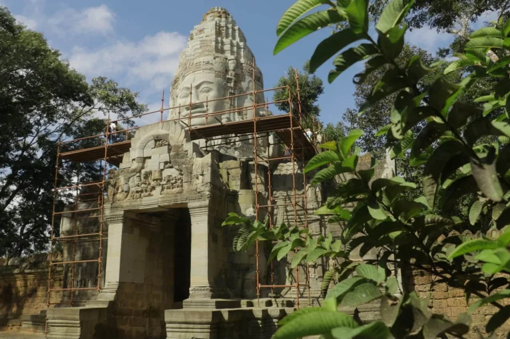 His Excellency Dr. Hang Peou inspects the restoration sites at the east and south gates of Ta Prohm Temple.